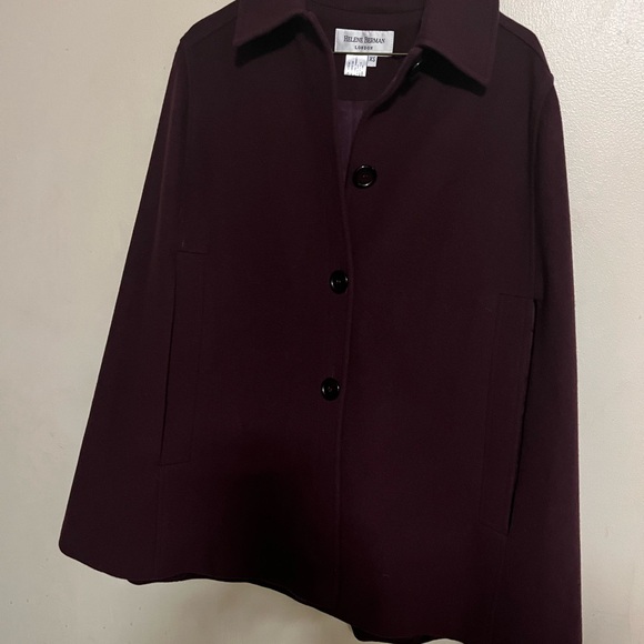 Cape Coat - Picture 3 of 10